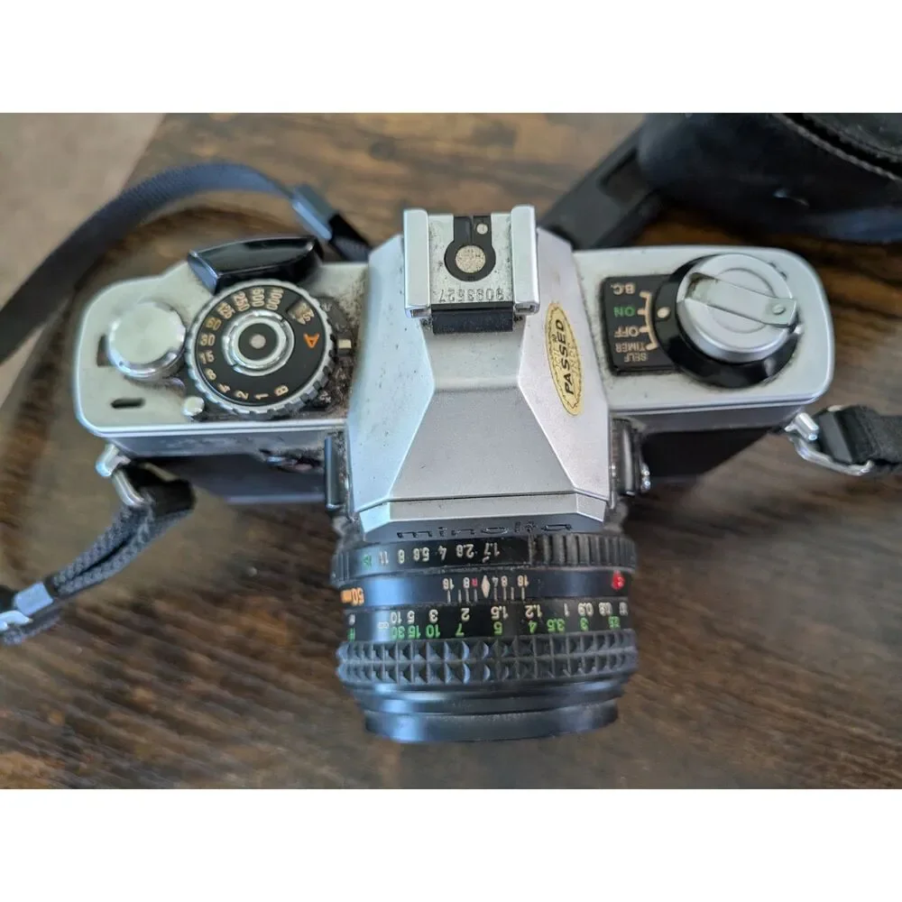 Vintage 1970 Minolta XG-9 35 mm film SLR camera MD Rokkor 50 mm f/1.7 lens AS IS